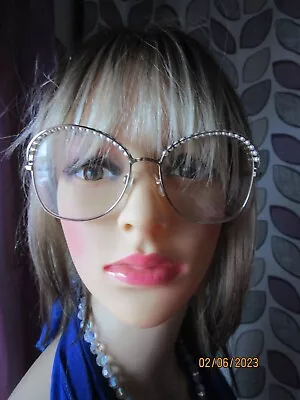 £250 • Buy CHANEL 4246-H C.395/1W  Metal GOLD Pearl Glasses / Frame 56[]18 135 RRP £470.00