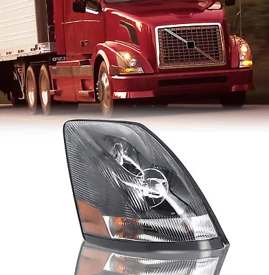 Passenger Right Side Headlight Volvo VN/VNL 2004-2018 Truck Replaces 82329123 • $129.99