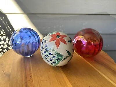 Pier 1 Floral Ceramic Blue Red Iridiscent Glass Decorative Spheres Orbs-Set Of 3 • £24.33