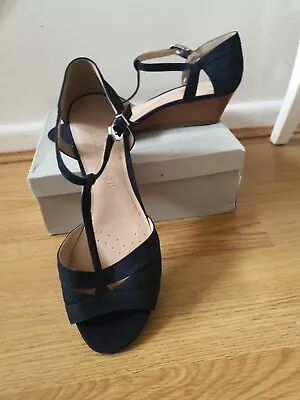 M&S Footglove Size 8 Wider Fit Sandals • £19