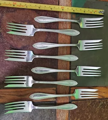 LOT OF 8 H & T MFG CO C1923 LA SALLE  SILVERPLATED SALAD 🥗/ PASTRY 🍰 FORKS • $22.99