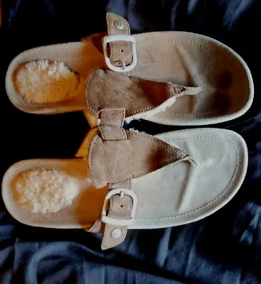 Ugg Brown Suede Buckle Flip Flop Thong Sandals Womens 7 • $16.99