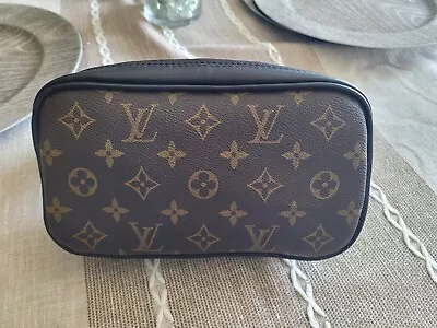 Vintage Boho Louis Vuitton Fanny Pack • $450