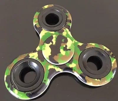 Green Camouflage Triple Finger Hand Spinner Fidget Spinning Toy Steel Bearing • £0.99