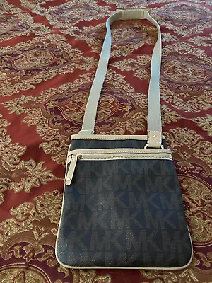 Michael Kors Small Crossover Handbag W/Shoulder Strap Pad • $25