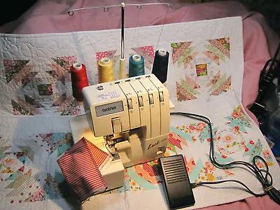 Brother Lock Serger 929d 4 Spool Diferential Feed Free Arm Convertible • $155