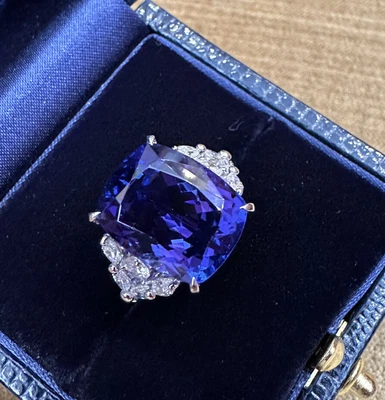 $17500 • Buy Estate 14.79 Carats Cushion Tanzanite Ring With Diamond In Platinum -  HM2460V
