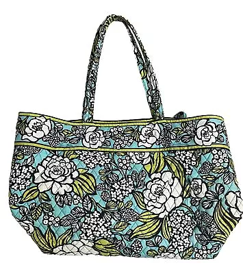 VERA BRADLEY Island Blooms East West Tote • $35.20