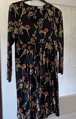 £8 • Buy Kew 159 Black Floral Dress 14