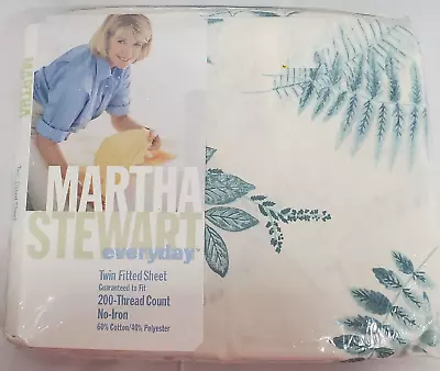 Vtg Martha Stewart Everyday Twin Fitted Sheet 200 No Iron Wood Fern Print Green • $19.99