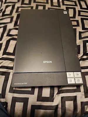 Epson Perfection V30 Flatbed Scanner • $39.99
