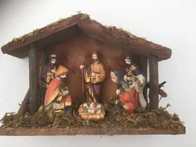 Christmas Nativity Scene Rustic Style Stable And Six Figures • £22.99