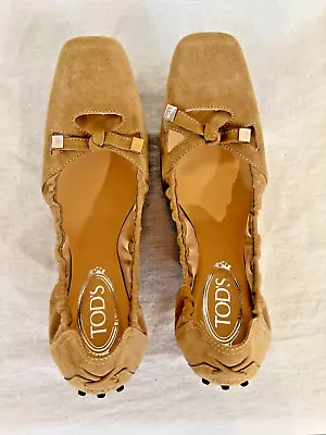 TOD's Ballet Flats Light Brown Suede Bows Accents 39 1/2 Never Worn • $60