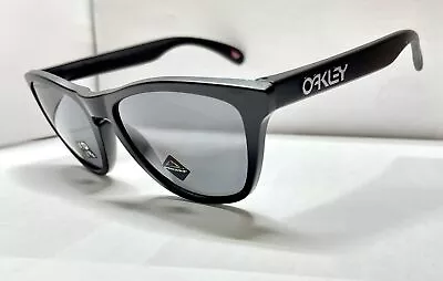 Oakley Frogskins Matte Black PRIZM Black Polarized Lens OO9013 New • $119.99