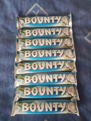 £7 • Buy 8x Bounty Chocolate Bars 57g