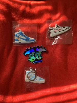 $5 • Buy Sneakers Keychains 2D