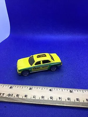 Matchbox 2002 Taxi Cab Yellow Loose 1/64 Scale Diecast Car Near Mint • $6.99