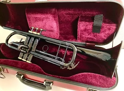 Yamaha YTR8335H Black Trumpet • $1200