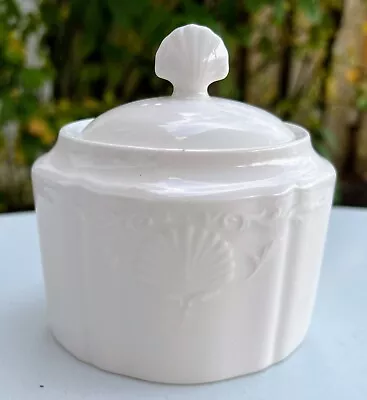 Mikasa Hampton Bays Sugar Bowl EUC Embossed Shells • $12