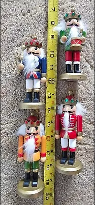 Set Of 4 Vintage Nutcracker Soldiers Senheng KNO906 06/2009(one Missing Part). • $22