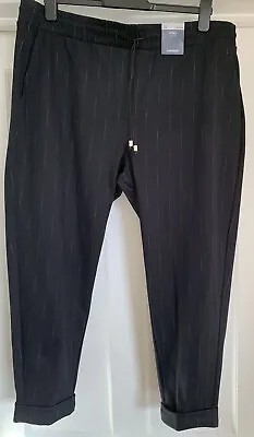 £12.50 • Buy M&S Ladies Tapered Leg Trousers~Elasticated Waist~Black Pin Stripe~UK20S~BNWT