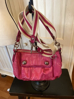 $75.99 • Buy Coach 15302 Poppy Storypatch Groovy Pink Convertible Crossbody/shoulder Bag Euc