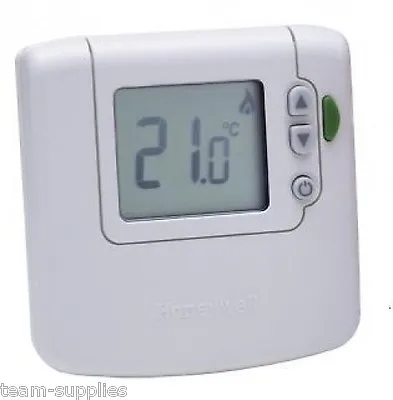 Honeywell Dt90e Wired Digital Room Thermostat Stat Eco Feature Button • £59.95