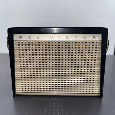 1950’s RCA Victor Mod 2R51A Portable Vintage Black Tube Radio For Parts • $31.26