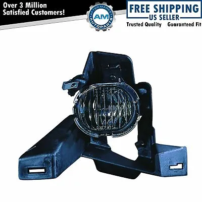 Bumper Mounted Fog Driving Light Left Driver Side LH For 00-05 Chevy Monte Carlo • $60.90