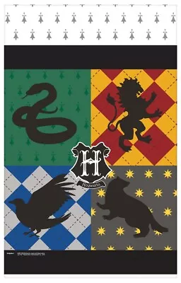 Harry Potter Party Supplies Tablecover (1 Piece / 137cm X 243cm) • $8.40