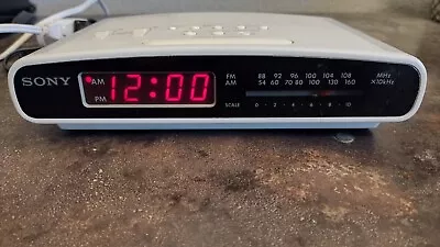 Vintage Sony Dream Machine Dual Alarm Digital Clock AM FM Radio ICF-C420 TESTED  • $14.97