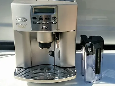 $300 • Buy DeLonghi Magnifica Automatic Cappuccino Coffee Machine ESAM3500.S With Auto Jug 