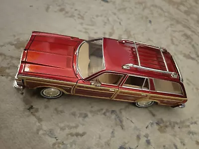 1979 Chrysler Lebaron Town And Country 1/24 Diecast Car By MotorMax • $30