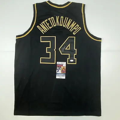 $609 • Buy Giannis Antetokounmpo Signed Milwaukee Blackout Basketball Jersey JSA COA