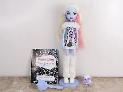 Monster High Abbey Bominable First Wave Doll Stand Diary Pet Shivers Elastic Hip • $145