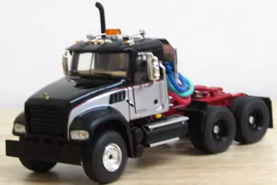 First Gear Black/red Mack Granite Daycab Heavyhaul Tractor 1/50 New No Box.... • $69.99