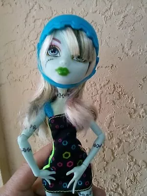 Monster High Vintage Roller Derby Girl Rollerblade Super Nice 12 In Mh • $24