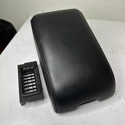 07-09 Infiniti G35 G37 Center Console Lid W/ Latch And Vents OEM BLACK • $75