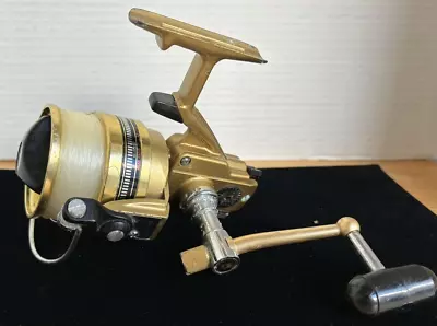 VINTAGE DAIWA  Gold Series Spinning Fishing Reel GS-30 REEL • $19.75