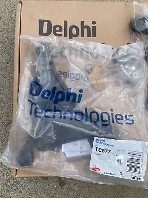 Delphi OEM Front Right Lower Control Arm For Volvo 850 S70 V70 271629 271902 • $44.96