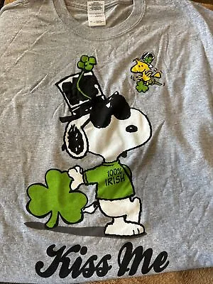 St Patrick’s Day Vintage Snoopy Kiss Me Shirt Men’s Large • $20