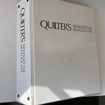 Quilter's Newsletter Magazine Issues 34-57  + Catalog In Binder 1972-1974 • $59.99