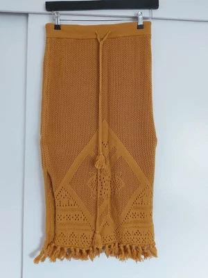 $150 • Buy Arnhem Madox Knit Skirt In Butternut Sz. M RRP $169