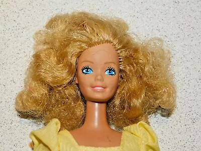 Barbie:  VINTAGE Blonde 1981 MAGIC CURL BARBIE Doll! • $35