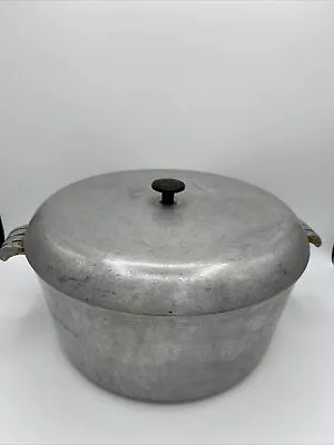 Vintage Club Aluminum Beige Stock Pot With Lid 4 Quart Dutch Oven Cookware • $25