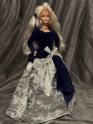 Barbie Winter Velvet Special Edition Avon 1995  (#15571) • $0.99