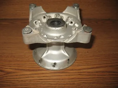 1990 Dr250 Front Wheel Hub Suzuki Dr 250 350 54111-15d00 • $31.99