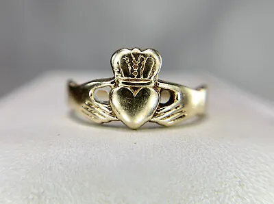 Vintage 10k Yellow Gold Claddagh Ireland Classic Heart Shape Ring • $199
