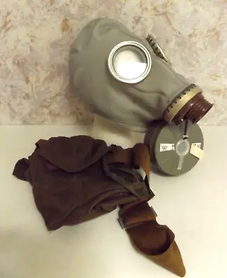 Vintage Military Surplus T-80 Gas Mask With Filter & Bag Lot#2 • $40