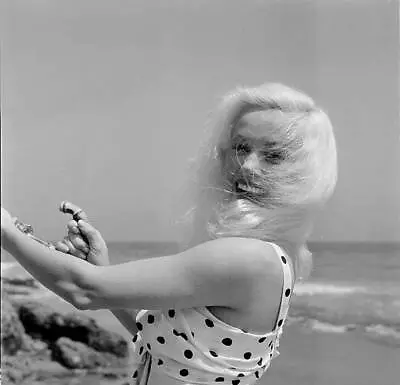 Actress Mamie Van Doren Poses At The Beach In LA 1956 OLD PHOTO 2 • $9